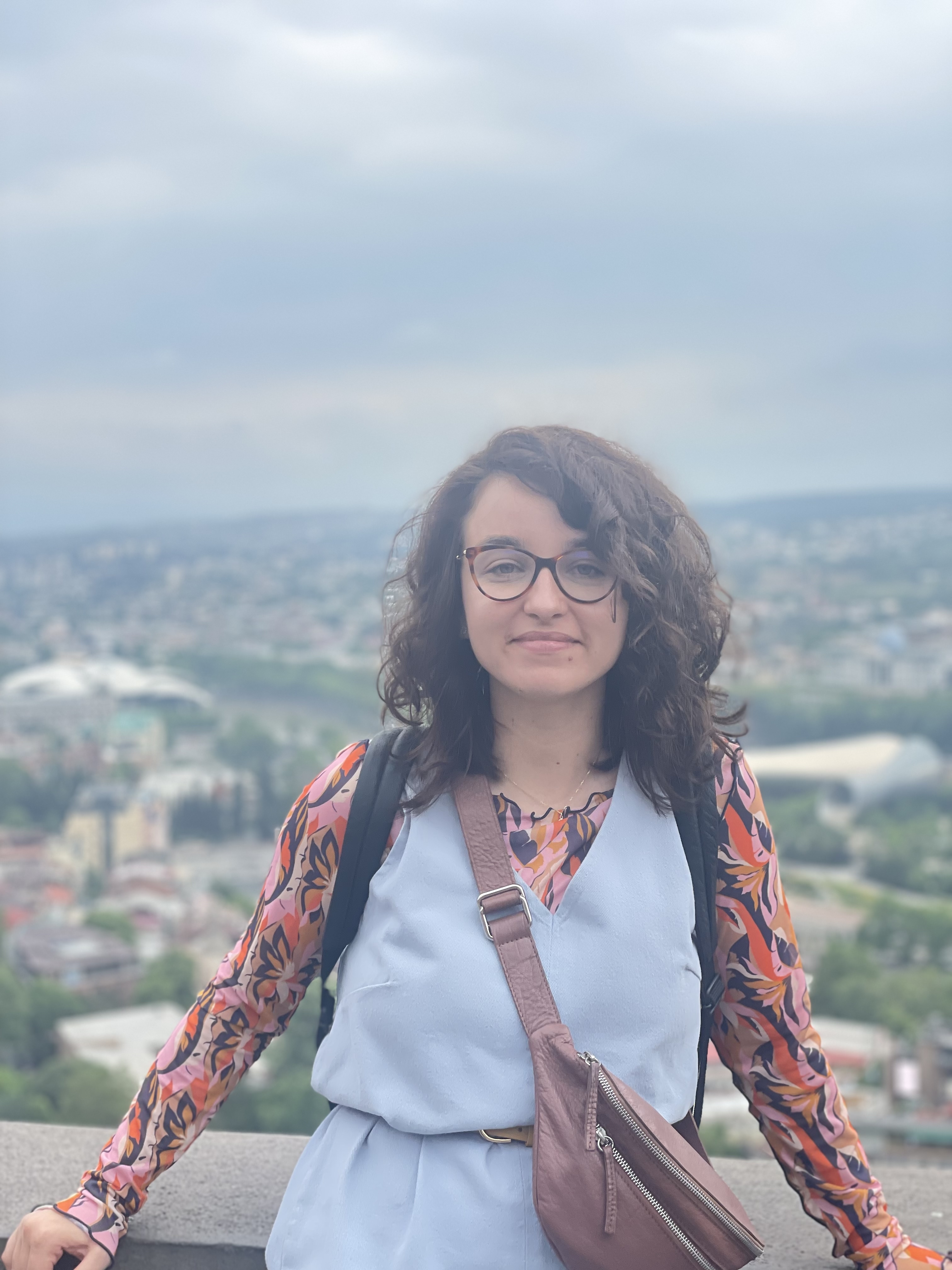 Student Photo, 2mb max; jpg, png, bmp, jpeg, heic