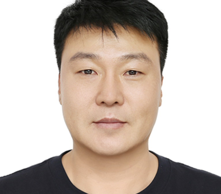 Suk Won Hong